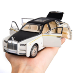 Anubhav Janni 1:32 Rolls Royalce Phantam Toy Car Metal Pull Back Diecast with Openable Door and Sound Light Gifts Toys for Kids (Color Sent As Per Stock) - Image 7