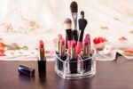 Anubhav Janni Heart Shape Acrylic Stand Brush Storage Box Organizer Cosmetic stand Makeup Pencils box Lipstick Holder Jewelry Accesories and items black sparrow (Pack Of 1) - Image 2