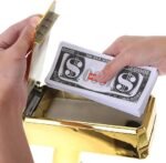 Anubhav Janni Money Gun Making A Cash Rain Toys for Kids Wedding Parties and Fun Include 100 Fake Dollar ( pack of 1 ) - Image 4