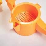 Anubhav Janni 2 In 1 Lemon Squeezer Manual Hand Squeeze Tool In Plastic Orange Juicer Press Machine For Fruits Operated Mini and (Pack Of 1 Pcs) - Image 3