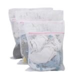 Anubhav Janni Laundry Clothes Washing Bag Mesh Bags for Machine Zippered Delicates Underwear Jackets Sweaters Socks Reusable Protective Wash ( pack of 3 )