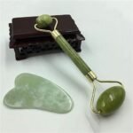 Anubhav Janni Green Stone Roller Facial Massager Jade Tool Natural Himalayan for Face Neck Healing Skin Wrinkles Serum Application For and Body Natural Skin (pack of 1) - Image 4