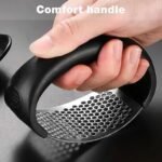 Anubhav Janni Garlic Press Crusher  – Quick Ginger Mincer Multi-Function Manual Portable Non-Electric Presser for Kitchen Cooking Ideal Food Prep Garlic Rocker Stainless Steel Rocker (pack of 1) - Image 5