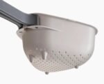 Anubhav Janni Compact Colander with Fruit Strainer and Folding Handle widely Used in The Kitchen can be to Clean Chickpeas Coriander chilies Vegetables Vegetable  Pasta Handles(pack of 1) - Image 4