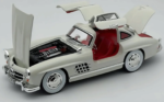 1954 Mercedes-Benz 300SL W198 1:18 diecast scale model car - Big Size - Image 10