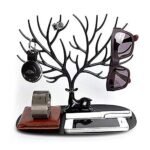 Anubhav Janni Deer Tree Plastic Jewelry Case Earrings Organizer Hook Stand Display Holder and Organizer Black Plastic Deer Antlers Creative Sika Tray Style Jewellery ( pack of 1 ) - Image 4