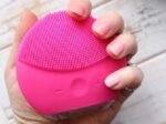 Anubhav Janni Facial Cleansing Brush Device Made with Ultra Hygienic Soft Silicone Waterproof Vibrating Face for Deep Gentle Exfoliating and Inductive Charging Cable Ultrasonic ( pack of 1 ) - Image 5