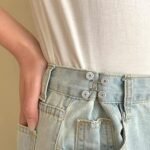 Anubhav Janni White Flower Clip Pant Waist Tightener Daisy Detachable Jeans Pins Pants Button Tighten Clips Women Loose Skirt Jeans Skirts Pants Buttons Skirt Jean Tightener Skirts (Set Of 4) - Image 3