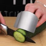 Anubhav Janni Finger Guard  Stainless Steel Finger Cutting Protector Hand Guard Safe Chopping Slice Kitchen Tool For Vegetables Knife Protection (Set Of 2 Pcs) - Image 3