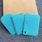 Anubhav Janni Cake Scraper Set Dough Bench Scraper Icing Smoother, Fondant Cutter Pastry Baking Tool Plastic Decorating Scrapers Smooth Serrated Edge Tools Smoother Buttercream (Set Of 3 Pcs) - Image 5
