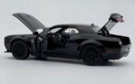 Dodge Challenger SRT Hellcat 1:24 diecast scale model car - Image 8