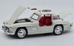 1954 Mercedes-Benz 300SL 1:24  diecast scale model car collectible - Image 2