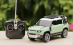 Remote Controlled Resembling Defender Toy Car | 1:16 Scale - Plastic - Image 3