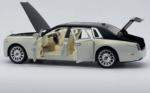 Rolls Royce Phantom 1:24 diecast scale model | Assorted Color - Image 19