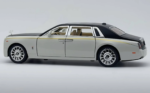 Rolls Royce Phantom 1:24 diecast scale model | Assorted Color - Image 20