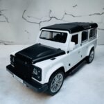 Classic Land Rover Defender 110 1:24 diecast scale model car collectible | Assorted Colors - Image 4