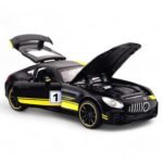 Mercedes-Benz AMG GTR 1:24 diecast scale model car collectible - Image 3
