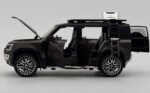 Land Rover Defender 110 1:24 diecast Scale Model car | Assorted Colors - Image 15