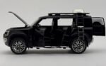 Land Rover Defender 110 1:24 diecast Scale Model car | Assorted Colors - Image 3