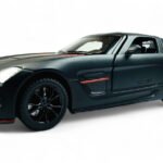 Mercedes-Benz SLS AMG 1:24  diecast scale model car collectible