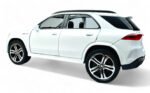 Mercedes-Benz AMG GLE 63 S 1:24  diecast scale model car collectible - Image 9