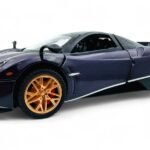 Pagani Huayra Dinastia 1:24  diecast scale model car collectible | Assorted Colors