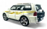 Mitsubishi Pajero 1:24 diecast scale model car collectible - Image 4