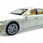 Lexus LS 500h 1:24
