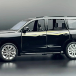 Toyota Land Cruiser LC200 1:24  diecast Scale Model | Assorted Colors